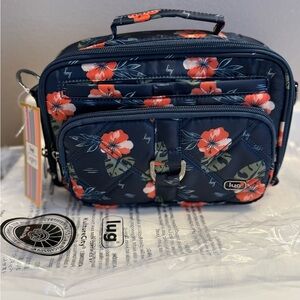 Lug Carousel Legacy Aloha Navy NWT